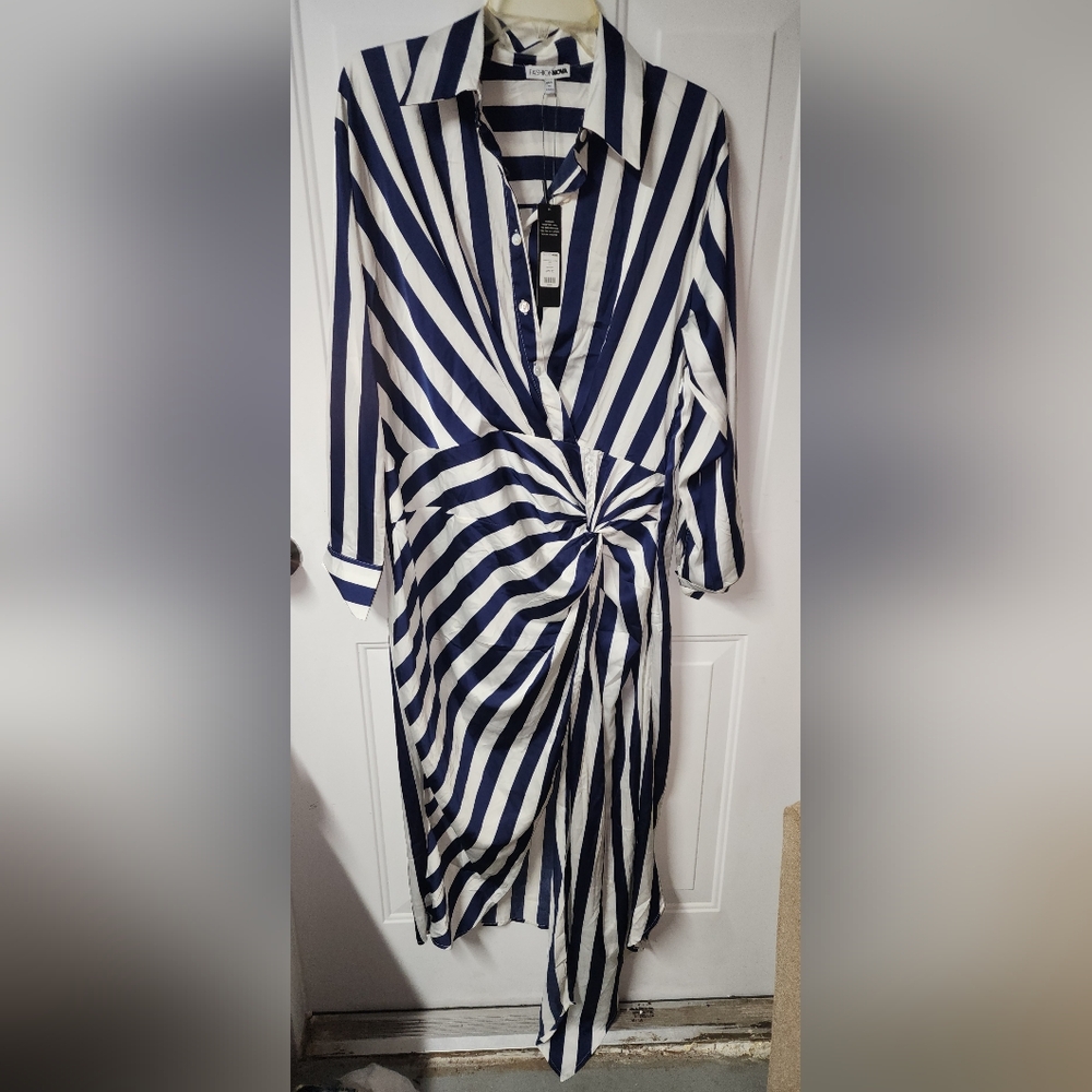 Fashion Nova Unattached To You Midi Dress Navy Combo Size 1X NWT DR 2597